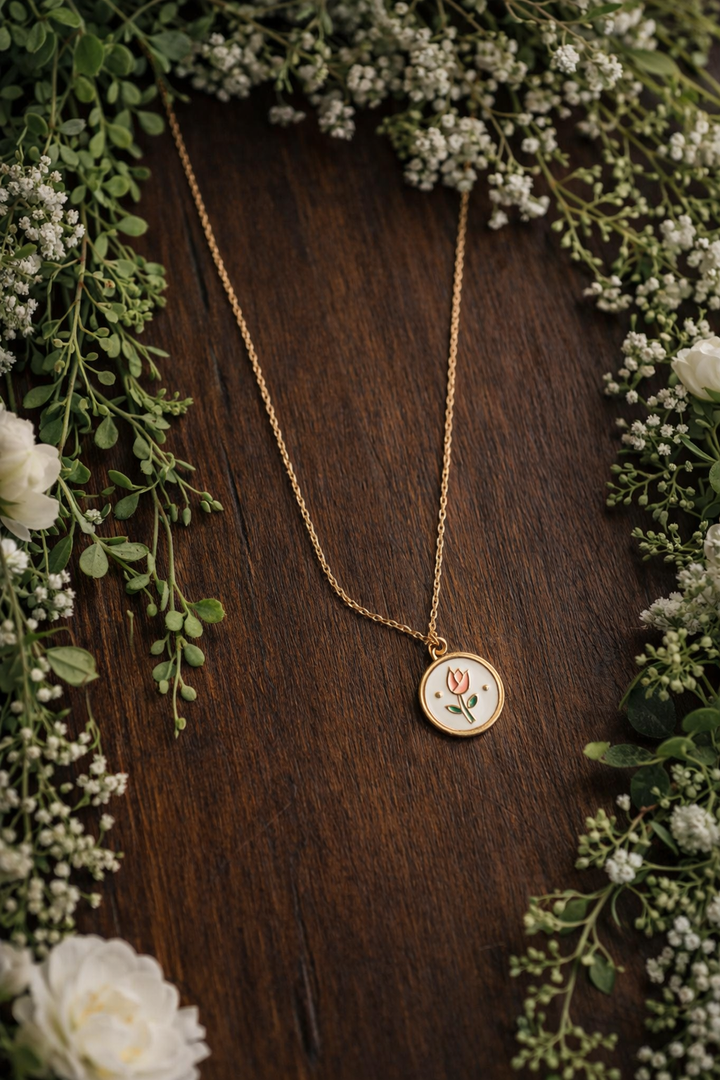 Eloise Tea Cup Necklace