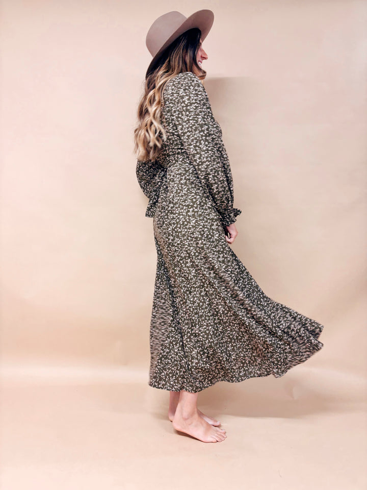 Evelina Sweetheart Floral Maxi Dress
