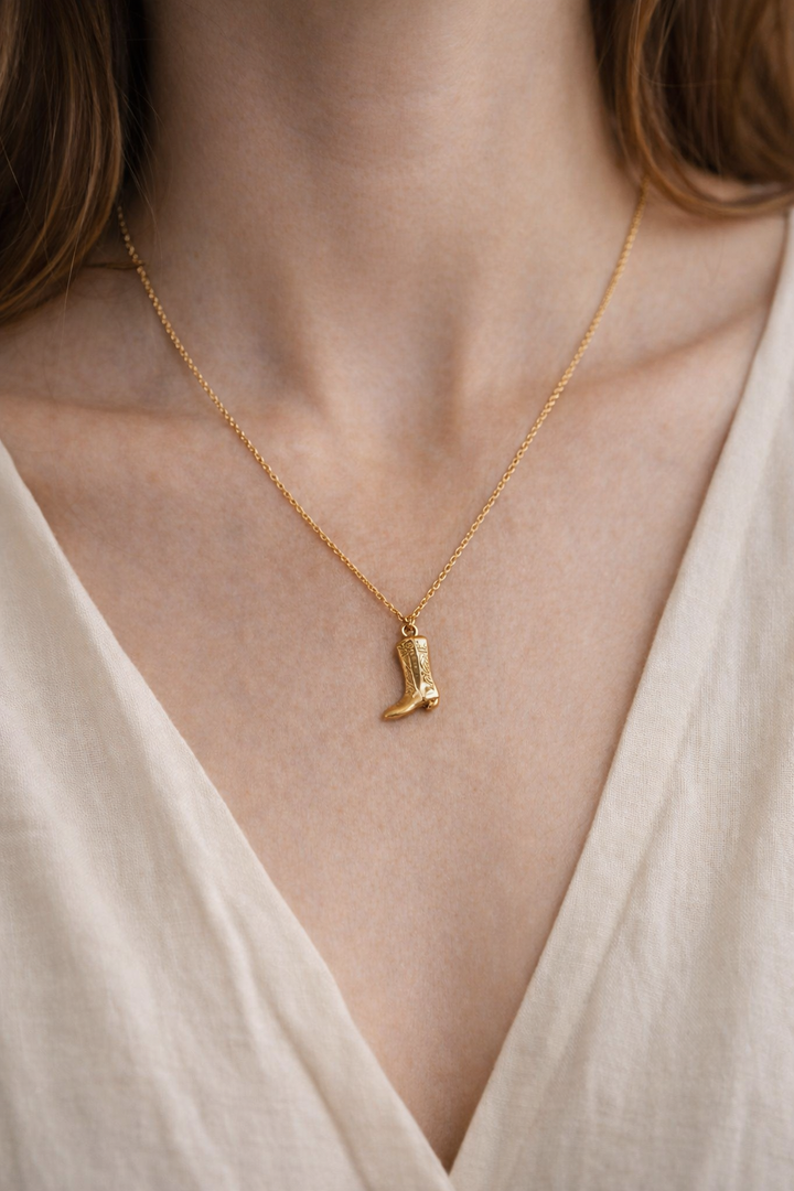 Dolly Boot Necklace