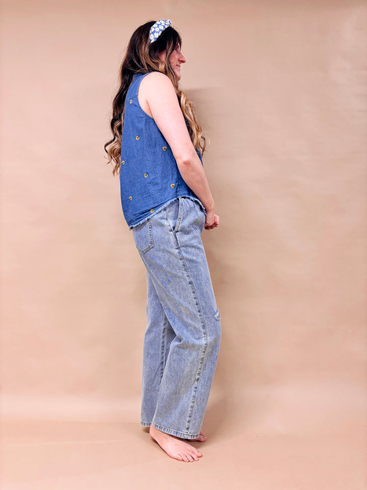 Rylee Fringe Hem Floral Top