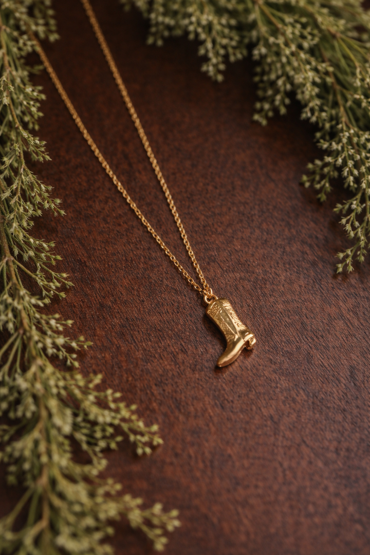 Dolly Boot Necklace