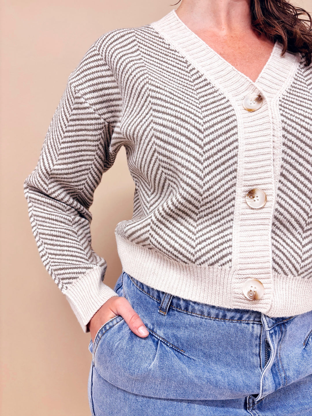 Cher Chevron Patterned Crop Boxy Cardigan