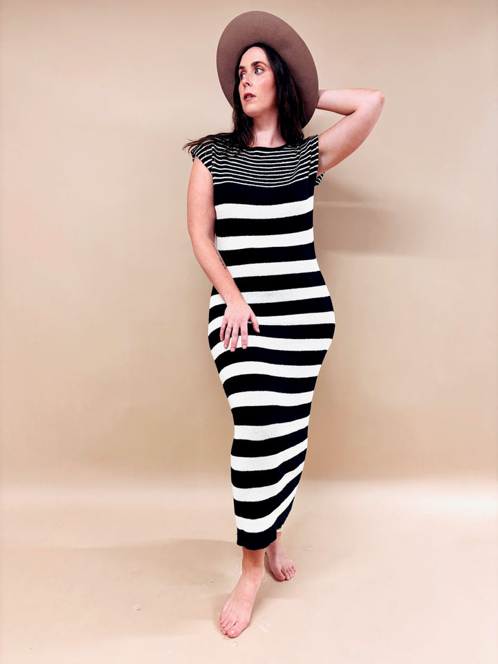 Grace Striped Pattern Knit Dress